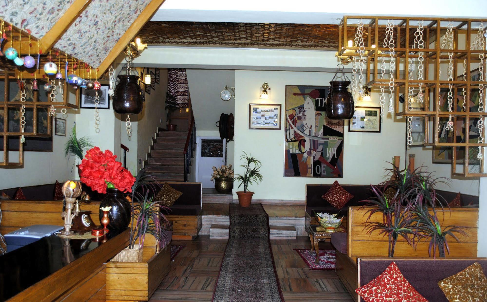 Welcome Hotel Gulmarg Exterior photo