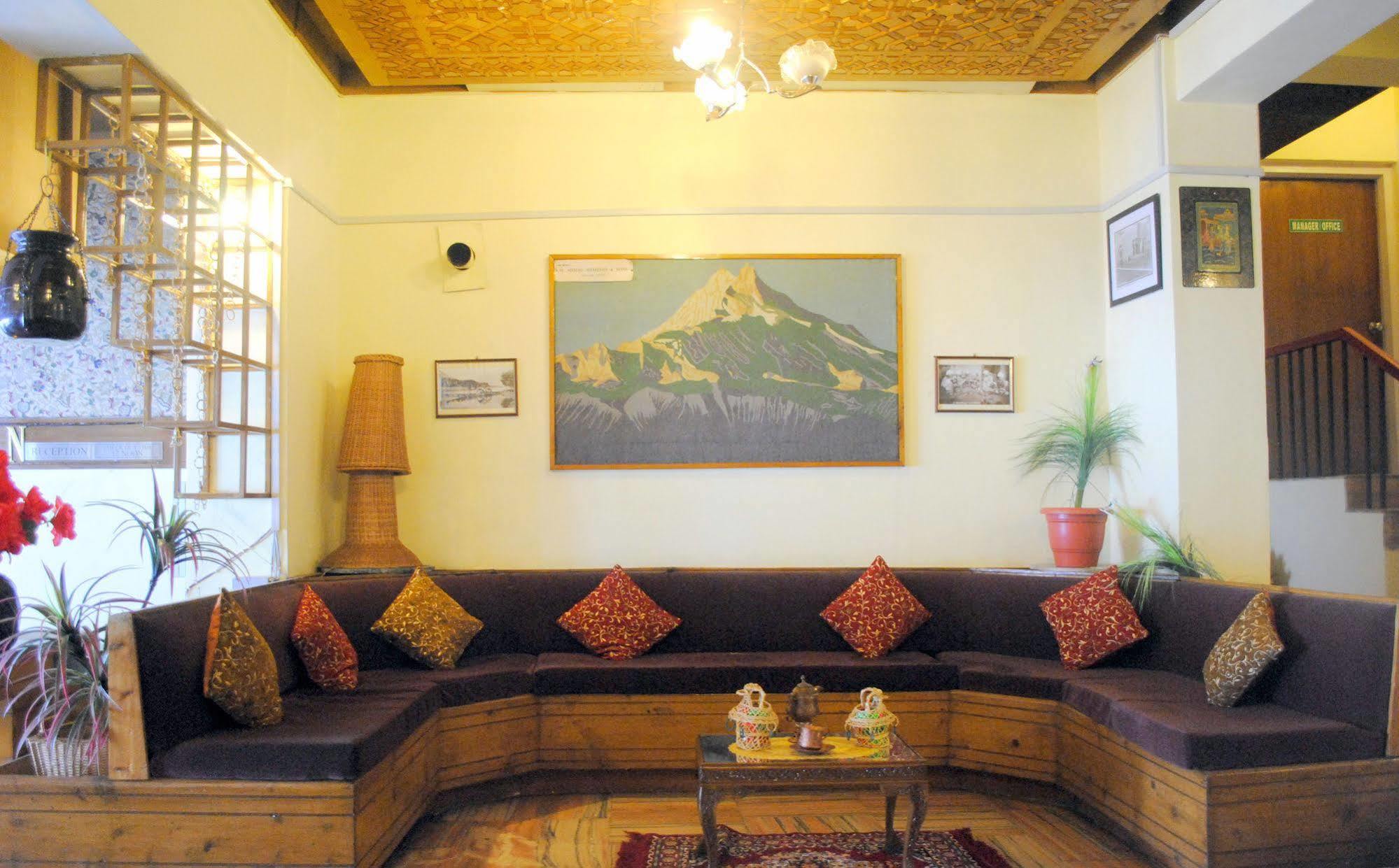 Welcome Hotel Gulmarg Exterior photo