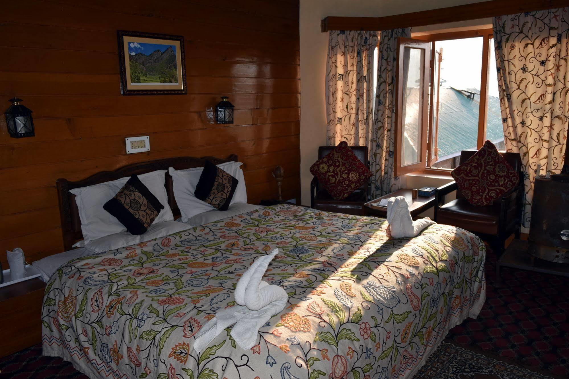 Welcome Hotel Gulmarg Exterior photo